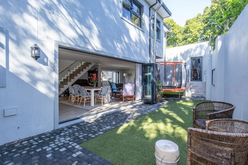 To Let 3 Bedroom Property for Rent in Constantia Western Cape